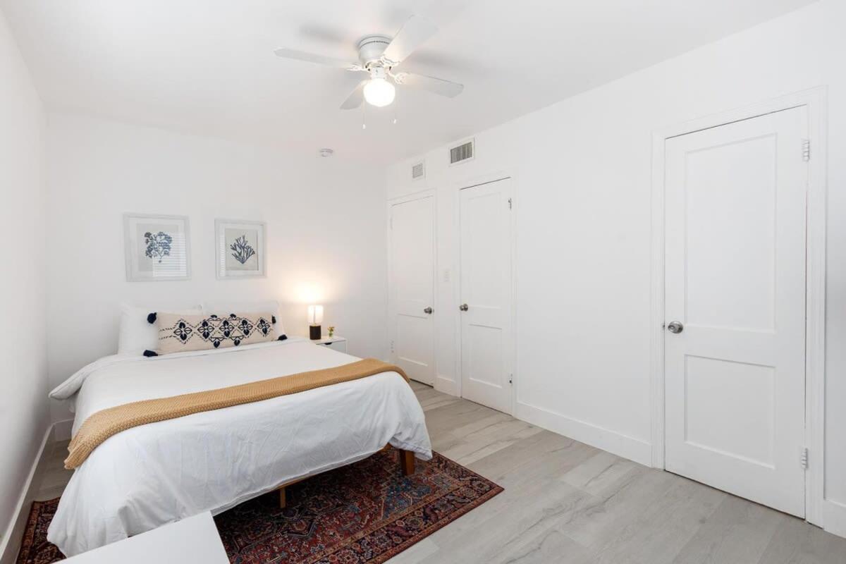 Charming 2 Bedroom Apartment In Victoria Park Fort Lauderdale Bagian luar foto