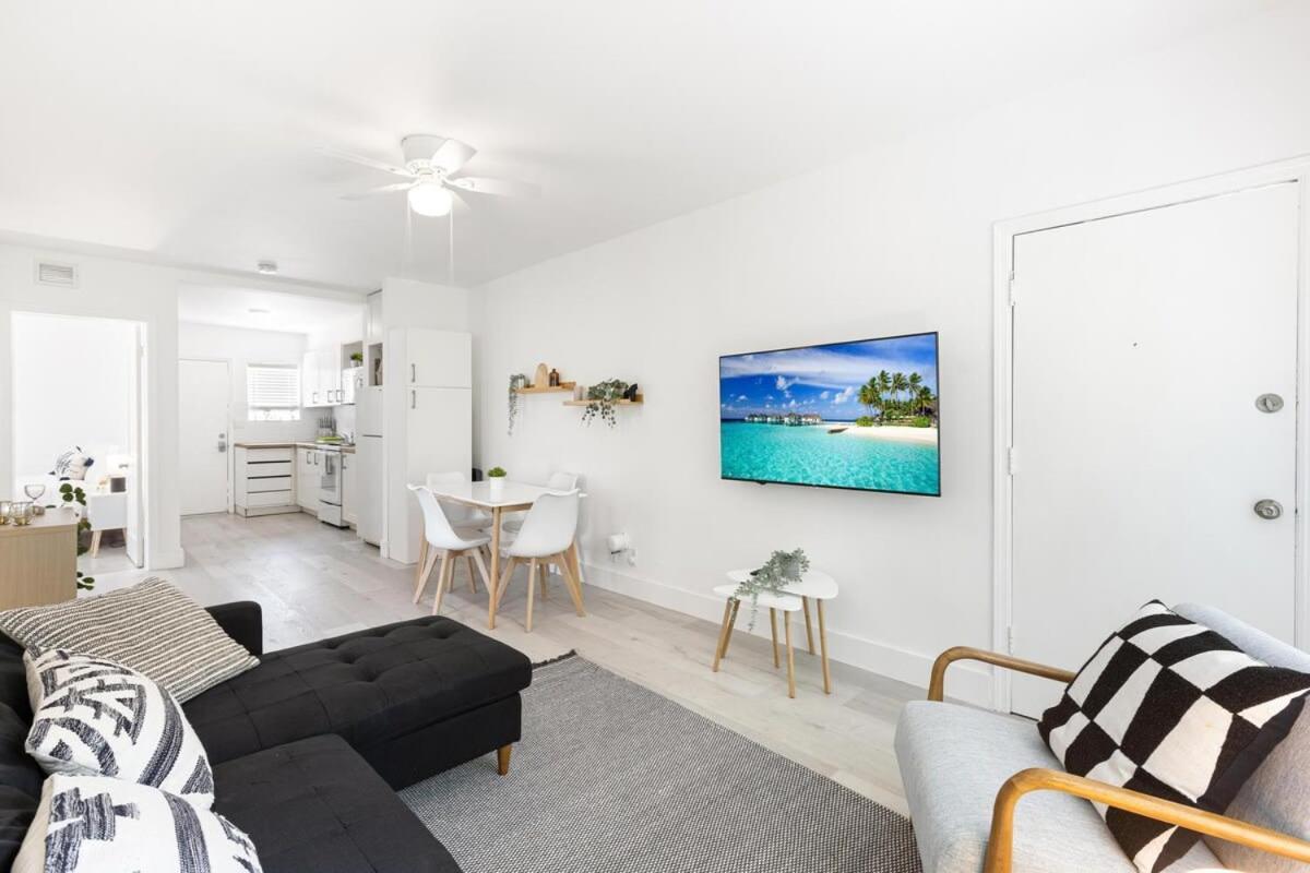Charming 2 Bedroom Apartment In Victoria Park Fort Lauderdale Bagian luar foto