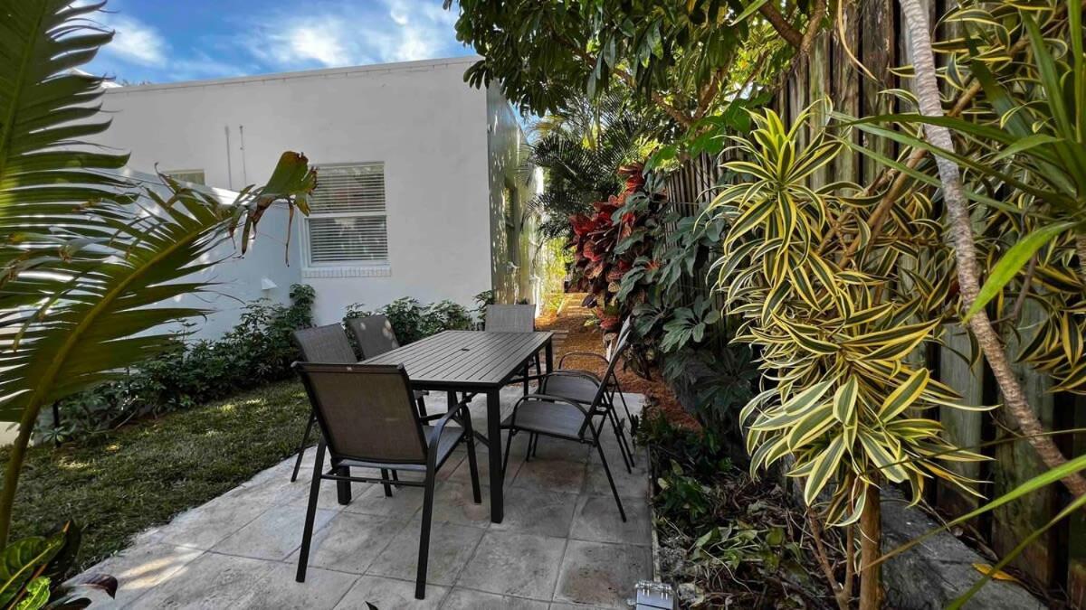 Charming 2 Bedroom Apartment In Victoria Park Fort Lauderdale Bagian luar foto